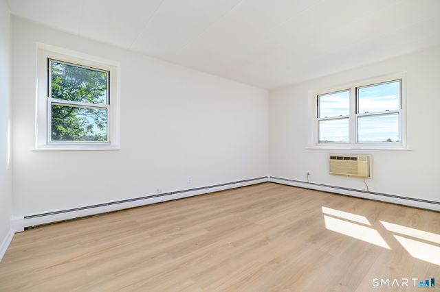 27 Northill Street 6R, Stamford, CT 06907