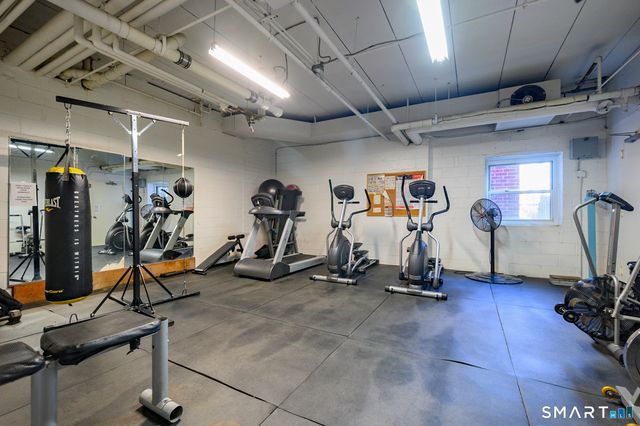 27 Northill Street 6R, Stamford, CT 06907