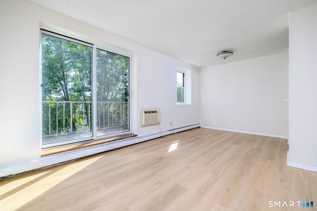 27 Northill Street 6R, Stamford, CT 06907