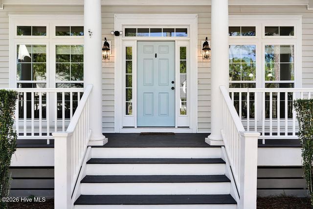 4095 Country Garden Lane, Southport, NC 28461