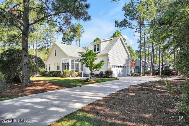 4095 Country Garden Lane, Southport, NC 28461