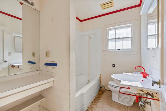 5610 Joe Sayers Ave, Austin, TX 78756