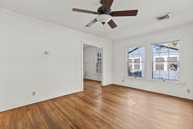 5610 Joe Sayers Ave, Austin, TX 78756