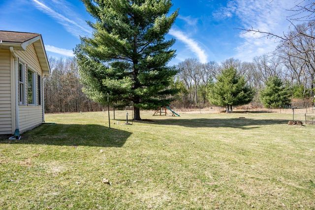 W6136 County Road A, New Lisbon, WI 53950