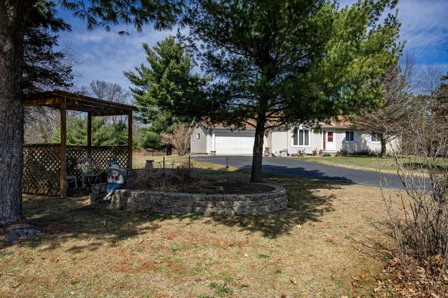 W6136 County Road A, New Lisbon, WI 53950