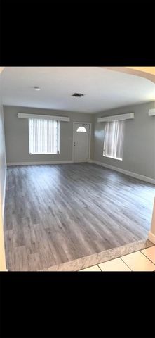 1921 Buchanan St, Hollywood, FL 33020