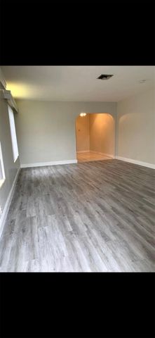 1921 Buchanan St, Hollywood, FL 33020