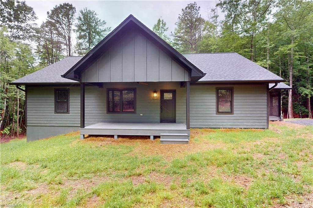 272 Baldwin Drive, Lowgap, NC 27024