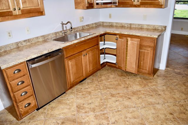 9409 Winter Side Lane, Chattanooga, TN 37421