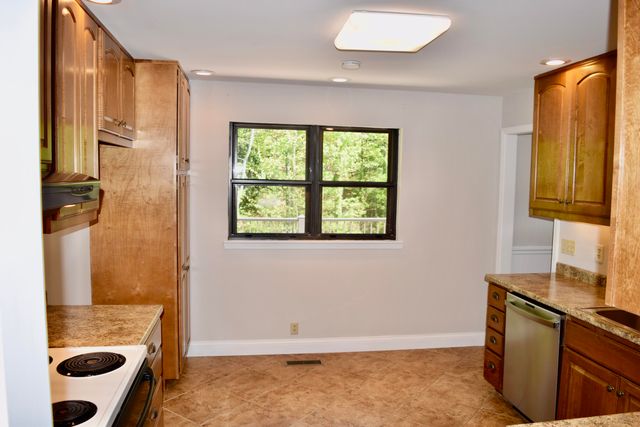 9409 Winter Side Lane, Chattanooga, TN 37421