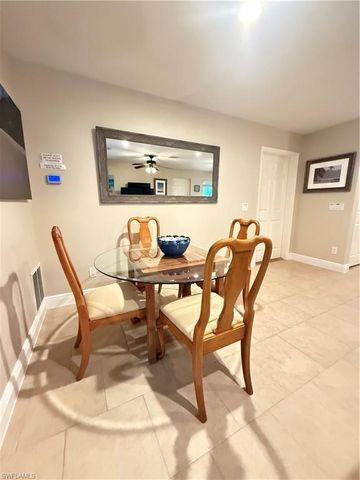 6140 Standing Oaks, Naples, FL 34119