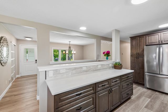 930 Dakota Avenue, Long Lake, MN 55356