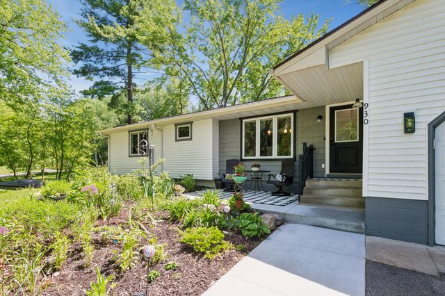 930 Dakota Avenue, Long Lake, MN 55356