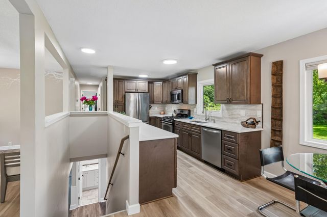 930 Dakota Avenue, Long Lake, MN 55356