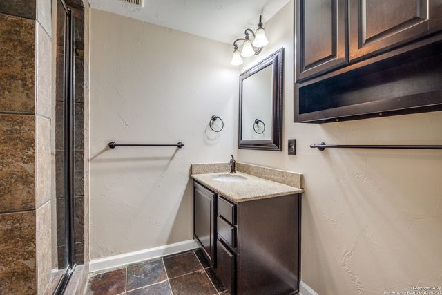 419 Moursund Blvd, San Antonio, TX 78221