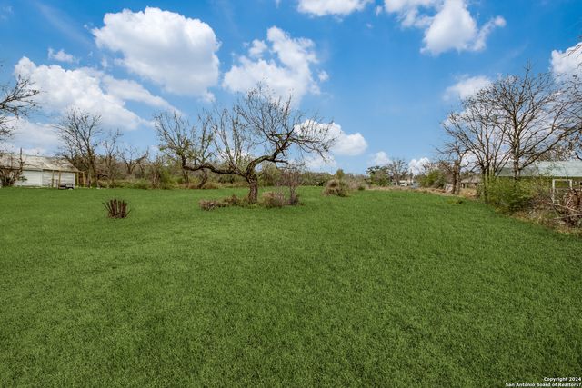 419 Moursund Blvd, San Antonio, TX 78221