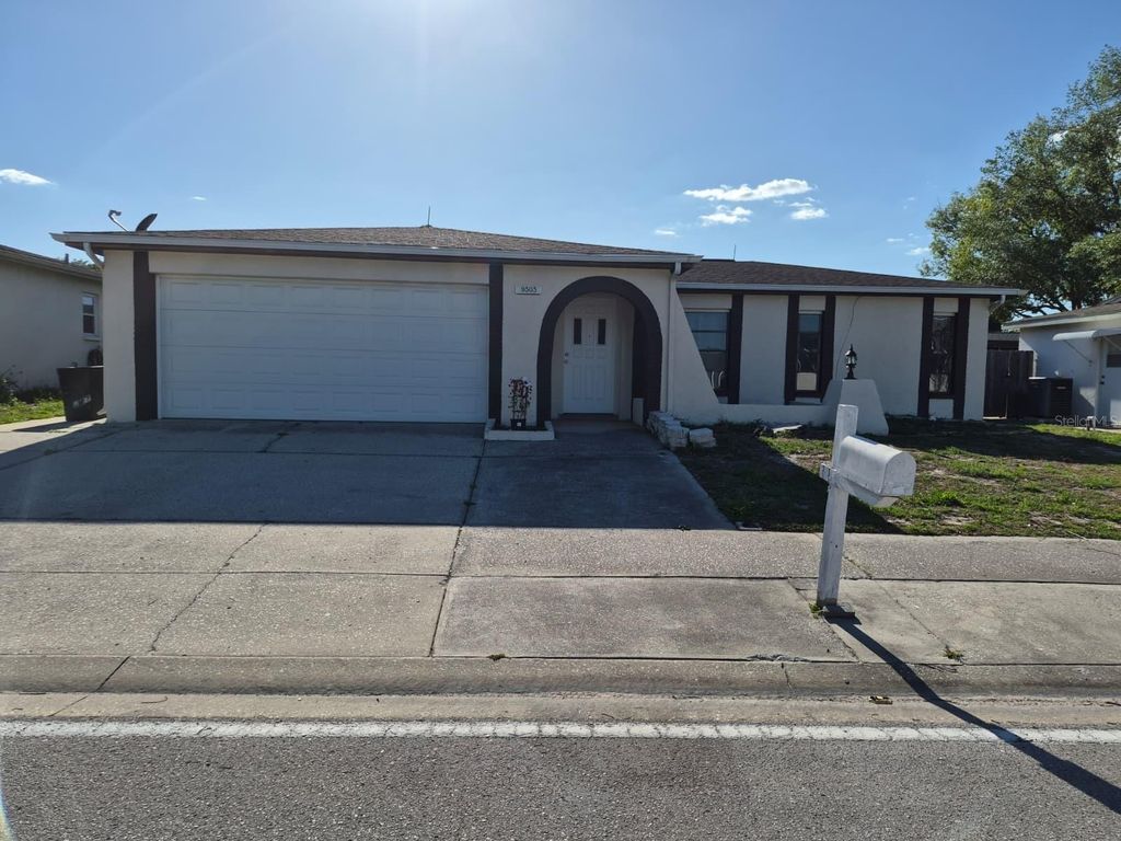 9303 MOREHEAD LANE, Port Richey, FL 34668
