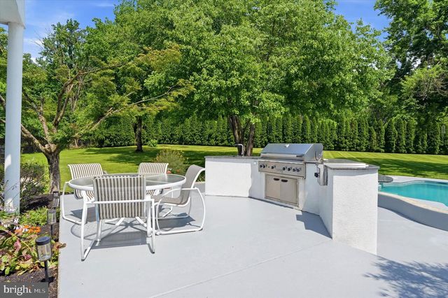 611 CREEK LN, Flourtown, PA 19031