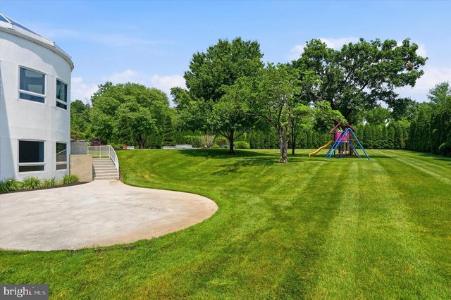 611 CREEK LN, Flourtown, PA 19031