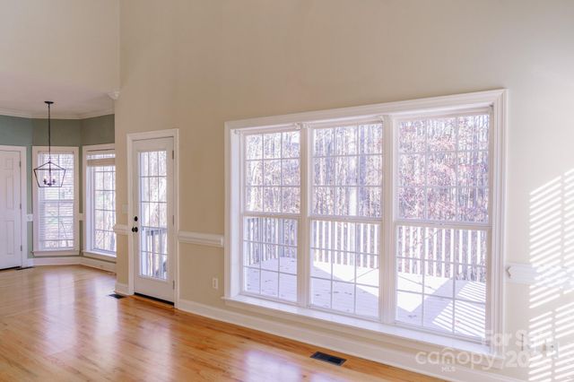 214 Harbor Landing Drive, Mooresville, NC 28117