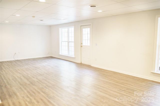 214 Harbor Landing Drive, Mooresville, NC 28117