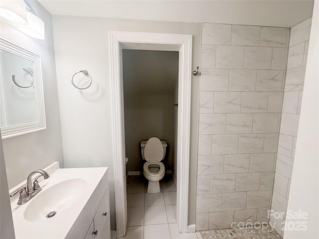 214 Harbor Landing Drive, Mooresville, NC 28117