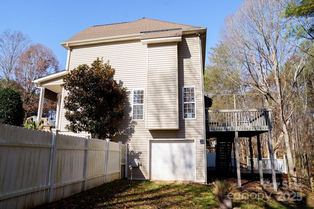 214 Harbor Landing Drive, Mooresville, NC 28117