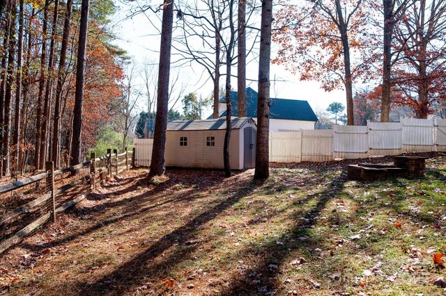 214 Harbor Landing Drive, Mooresville, NC 28117