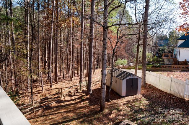 214 Harbor Landing Drive, Mooresville, NC 28117