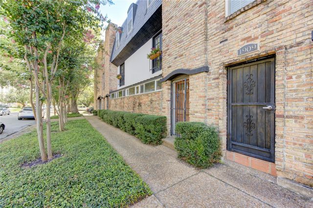 1909 Brun Street 16, Houston, TX 77019