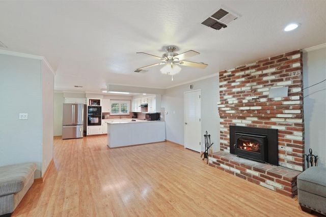 8352 Meath Dr, Stockton, CA 95212