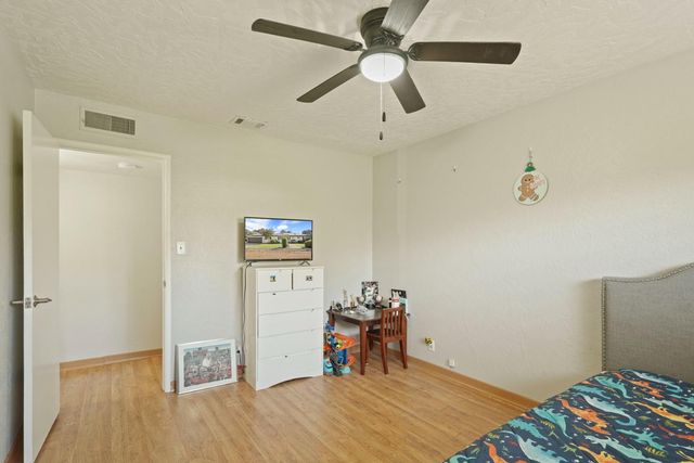 8352 Meath Dr, Stockton, CA 95212
