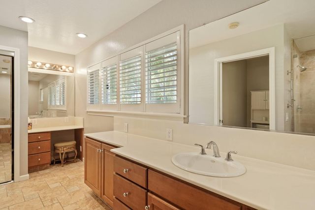 8352 Meath Dr, Stockton, CA 95212
