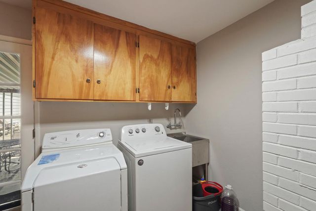 8352 Meath Dr, Stockton, CA 95212