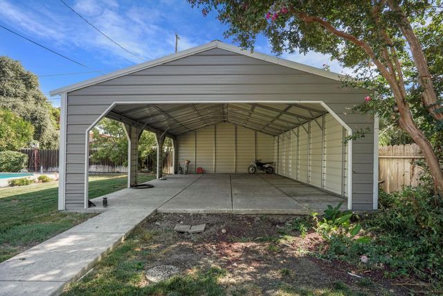 8352 Meath Dr, Stockton, CA 95212