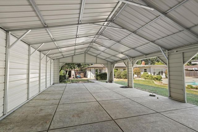 8352 Meath Dr, Stockton, CA 95212