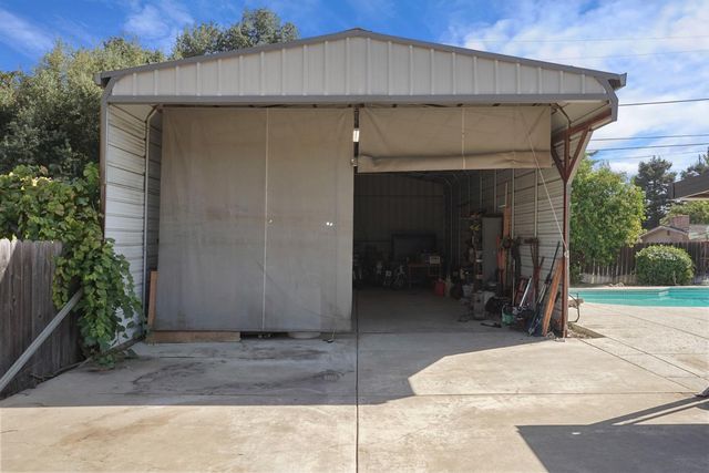 8352 Meath Dr, Stockton, CA 95212