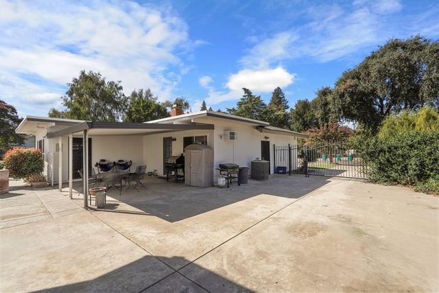 8352 Meath Dr, Stockton, CA 95212