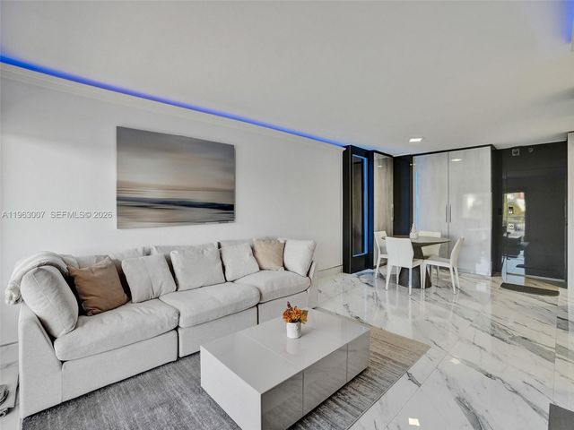 400 Kings Point Dr 314, Sunny Isles Beach, FL 33160