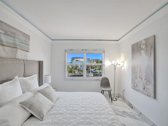 400 Kings Point Dr 314, Sunny Isles Beach, FL 33160