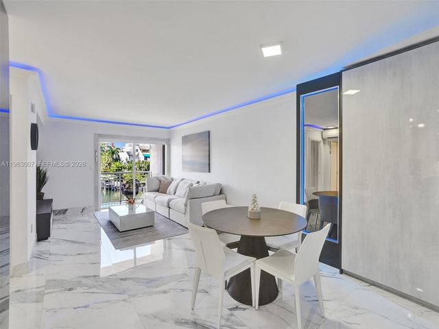 400 Kings Point Dr 314, Sunny Isles Beach, FL 33160