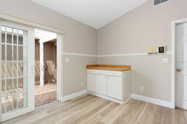 491 ST TROPEZ CIRCLE NE, St Petersburg, FL 33703