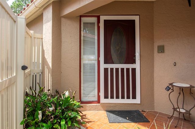 491 ST TROPEZ CIRCLE NE, St Petersburg, FL 33703