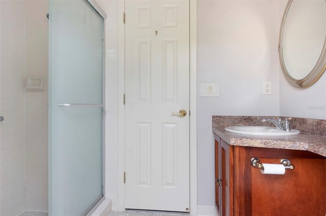 491 ST TROPEZ CIRCLE NE, St Petersburg, FL 33703