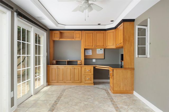 491 ST TROPEZ CIRCLE NE, St Petersburg, FL 33703