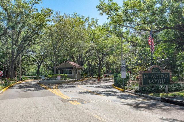 491 ST TROPEZ CIRCLE NE, St Petersburg, FL 33703