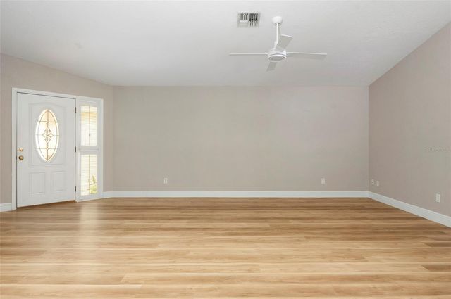 491 ST TROPEZ CIRCLE NE, St Petersburg, FL 33703