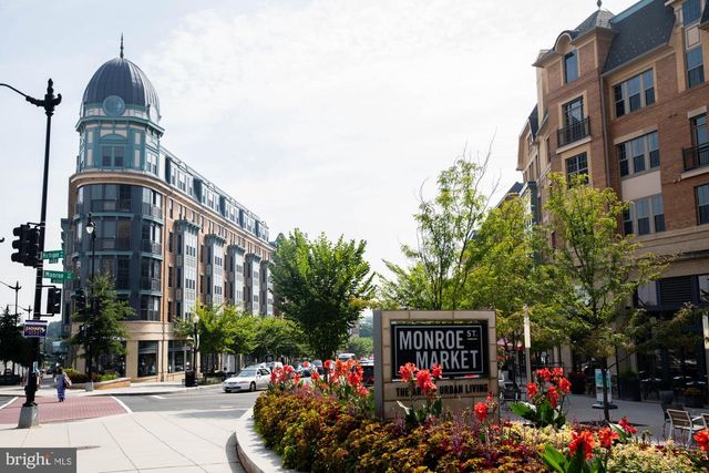 2015 JACKSON ST NE, Washington, DC 20018