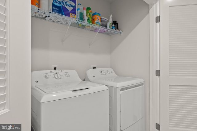 49 SOUTHWIND DR, Blackwood, NJ 08012