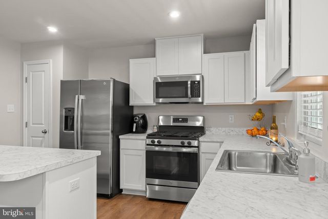 49 SOUTHWIND DR, Blackwood, NJ 08012